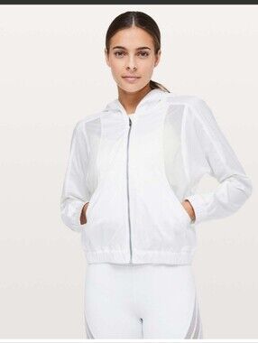 Lululemon Before Dawn Crop Jacket